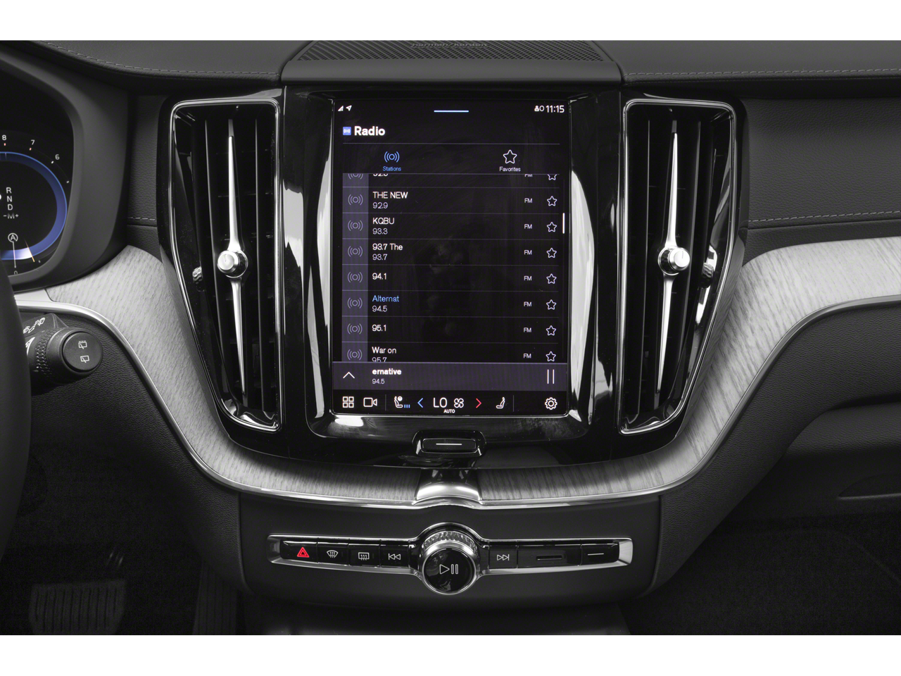 2022 Volvo XC60 B5 Inscription