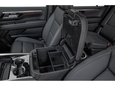 2025 Chevrolet Suburban 2WD LT