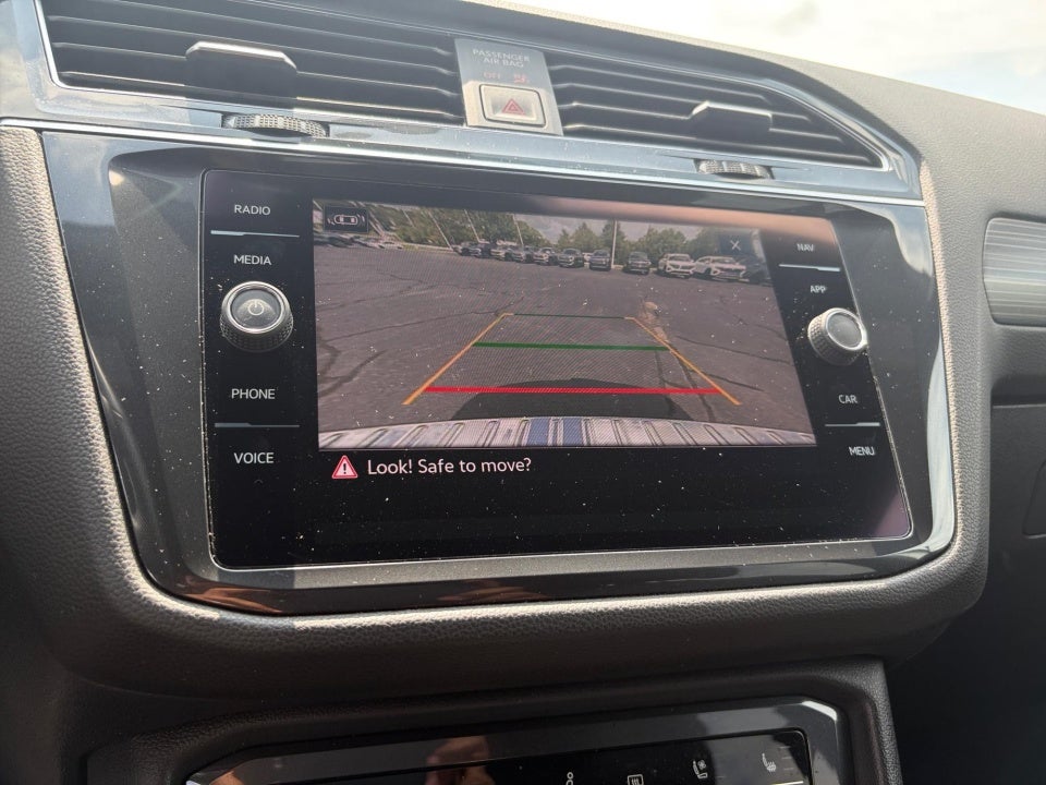 2022 Volkswagen Tiguan SEL R-Line