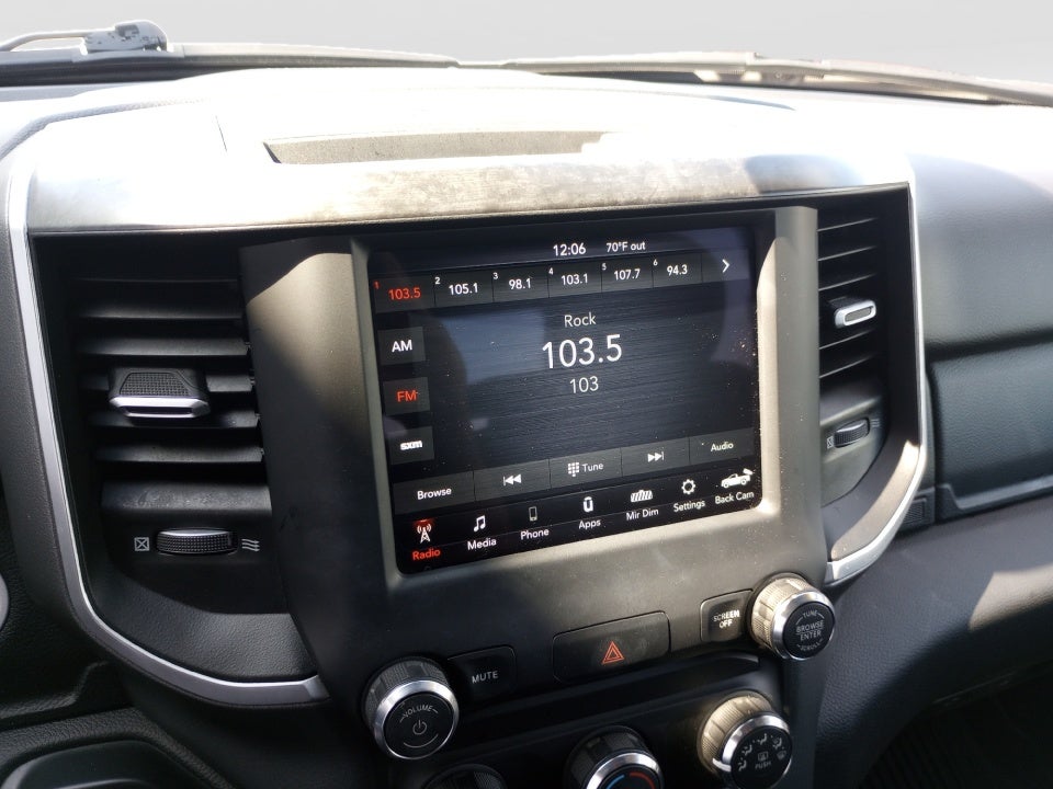 2021 RAM 1500 Big Horn Quad Cab 4x4 6'4" Box