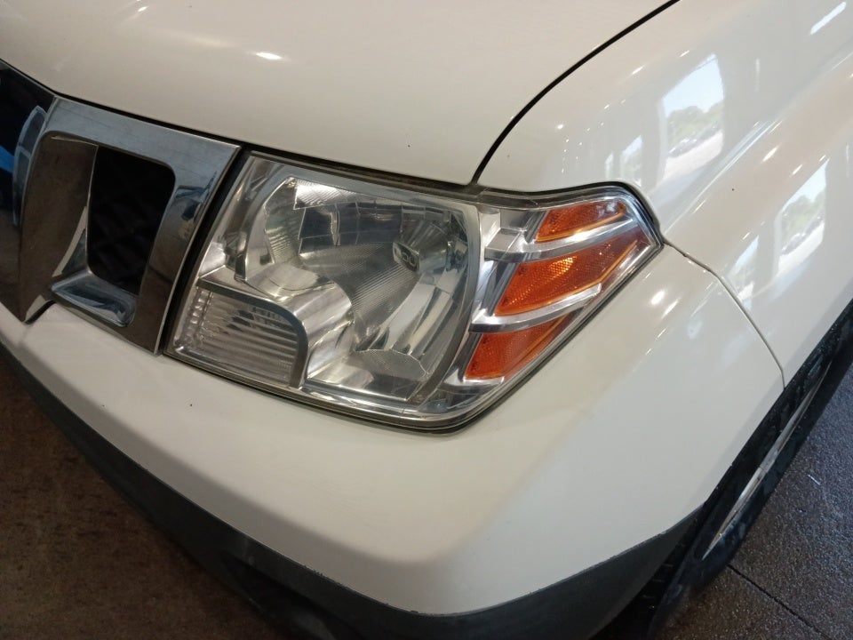 2013 Nissan Frontier S