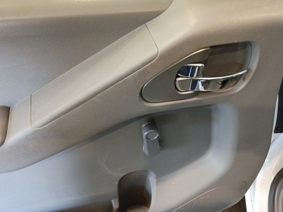 2013 Nissan Frontier S