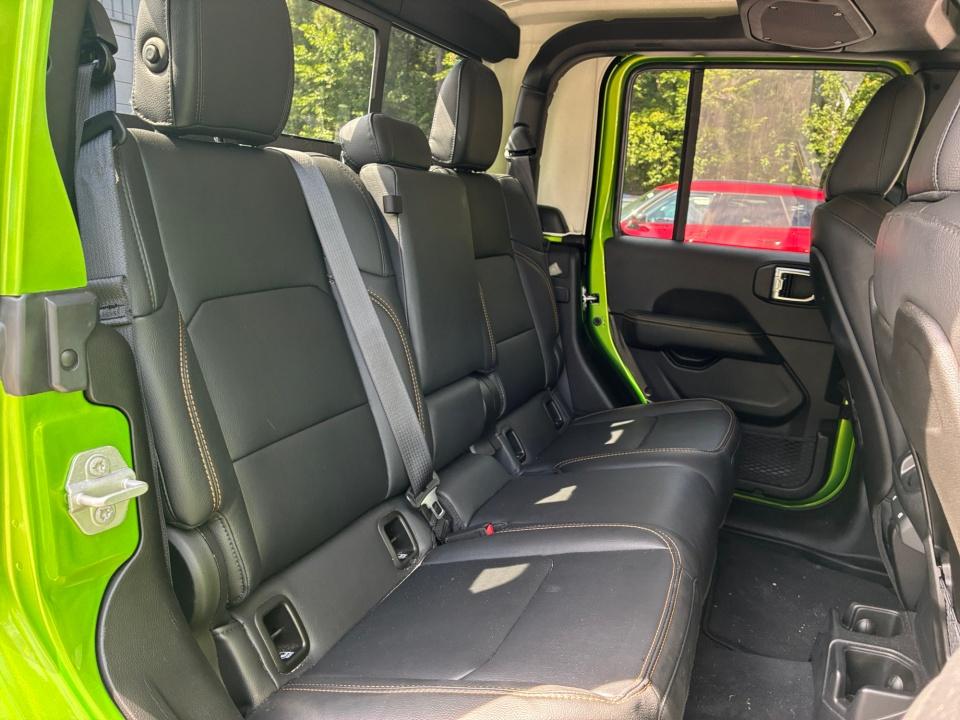 2025 Jeep Gladiator High Tide