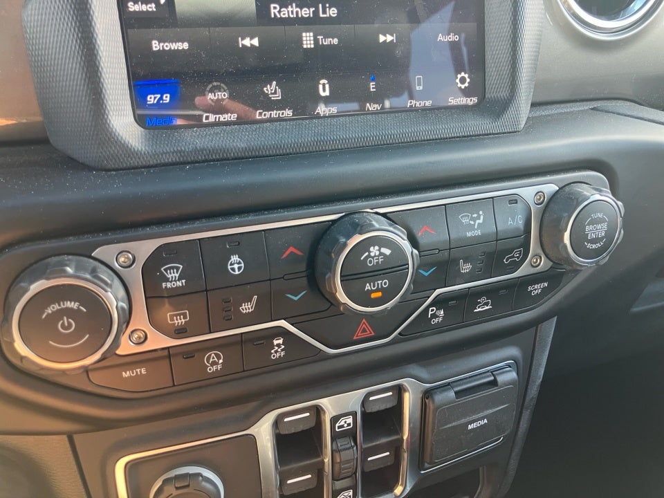 2021 Jeep Wrangler Unlimited Sahara 4x4