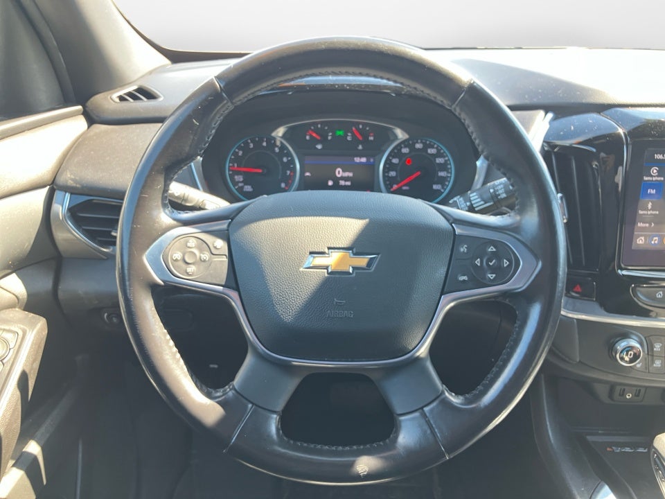 2022 Chevrolet Traverse AWD LT Cloth