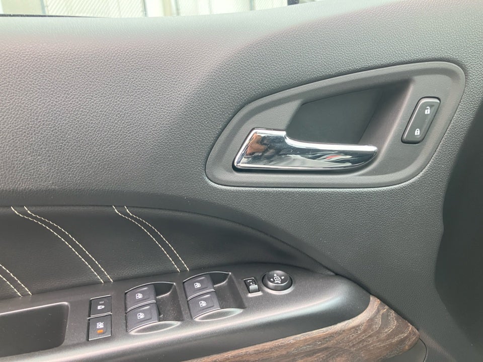 2022 GMC Canyon 4WD Crew Cab Short Box Denali