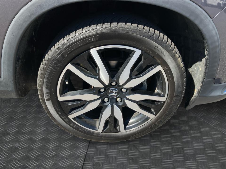 2021 Honda Pilot Touring 7-Passenger