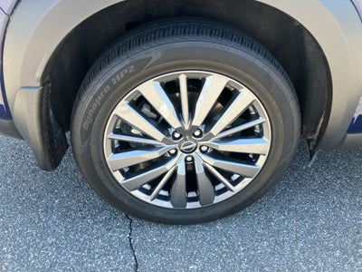 2024 Nissan Pathfinder SL 4WD