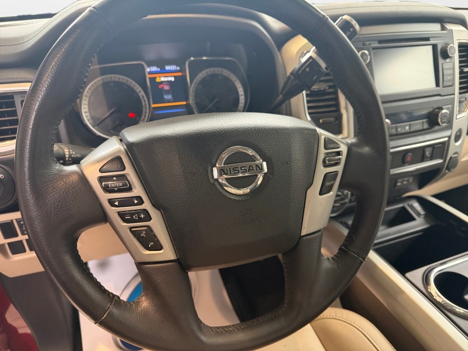 2019 Nissan TITAN SV