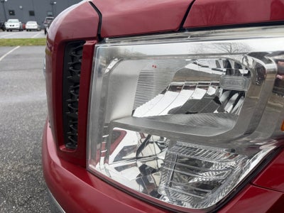 2019 Nissan TITAN SV