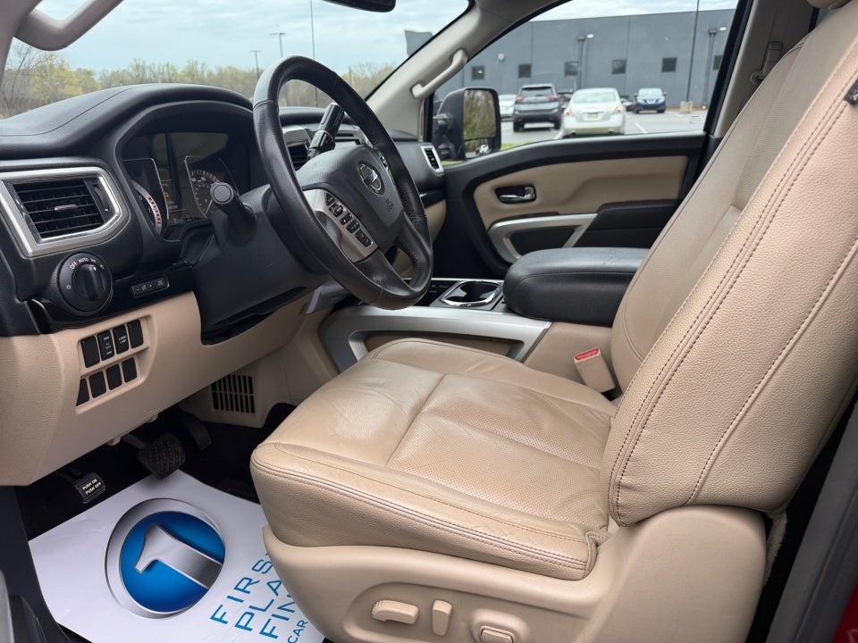 2019 Nissan TITAN SV