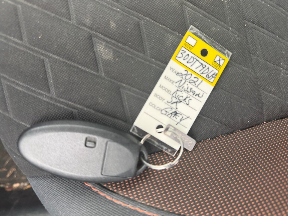 2021 Nissan Kicks SR Xtronic CVT