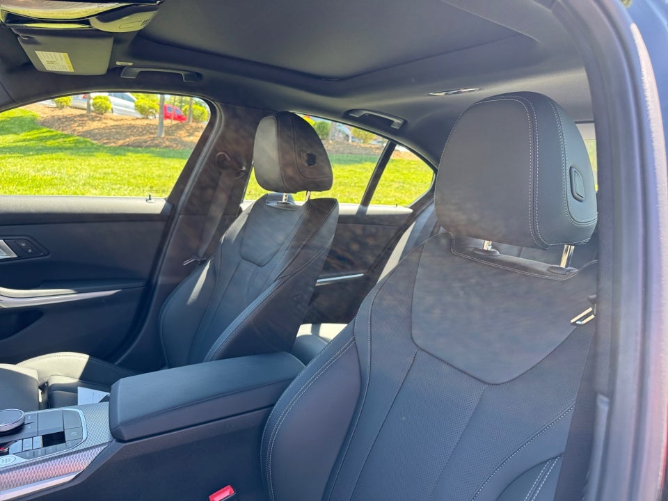 2025 BMW 330i xDrive