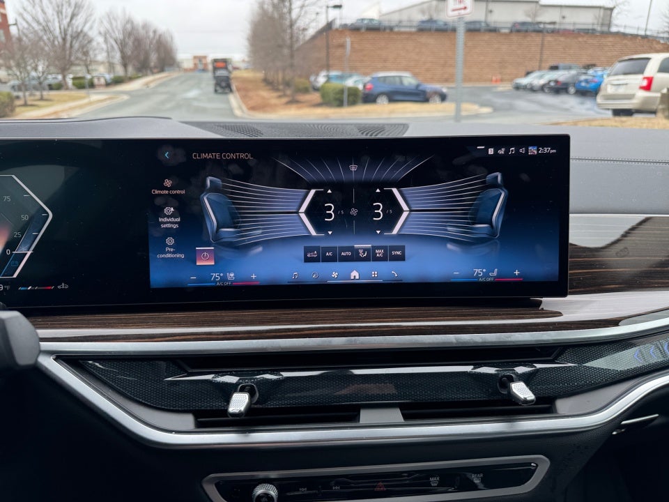 2026 BMW X7 xDrive40i