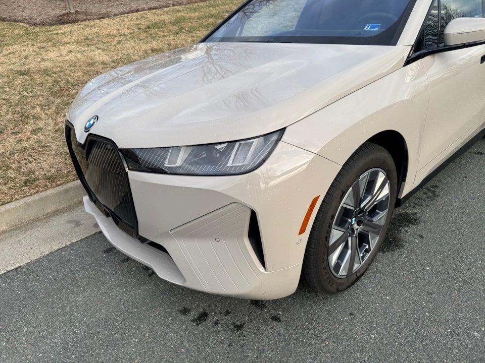 2026 BMW iX xDrive45