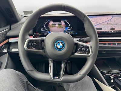 2026 BMW 550e xDrive
