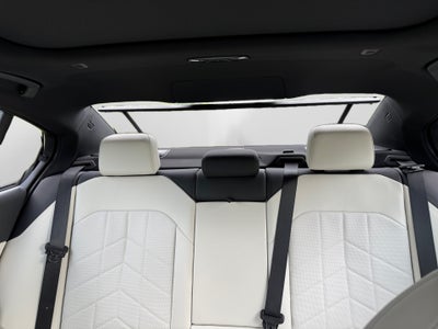 2026 BMW 550e xDrive
