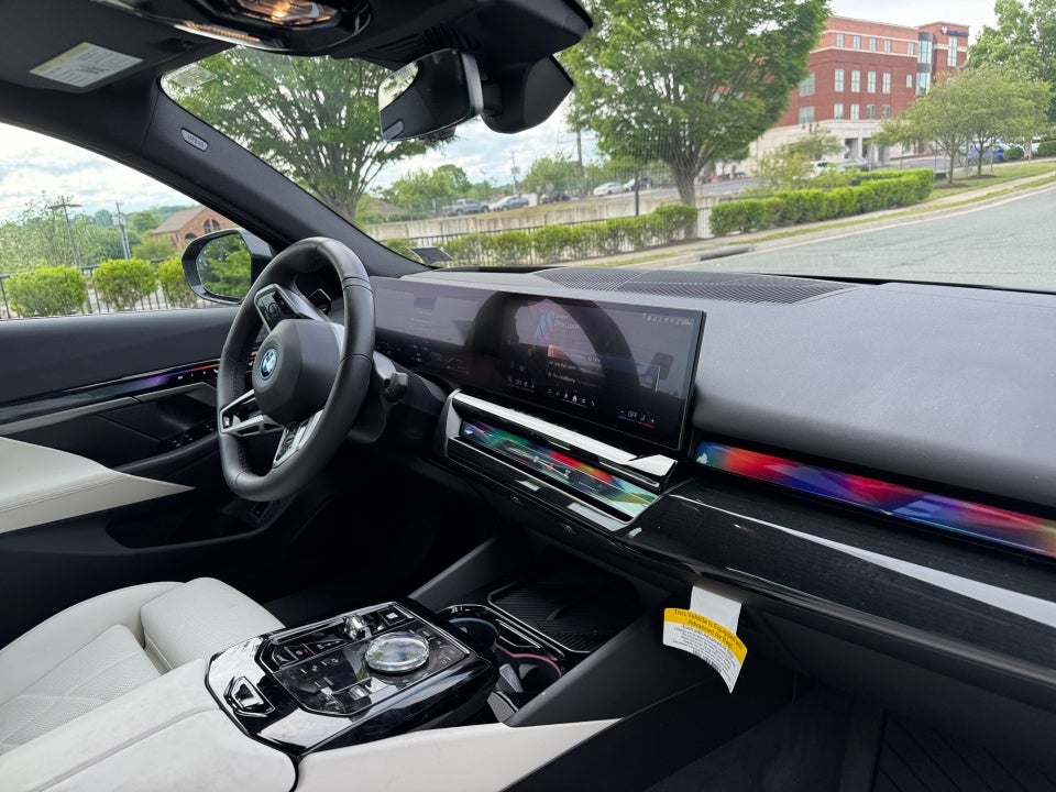 2026 BMW 550e xDrive