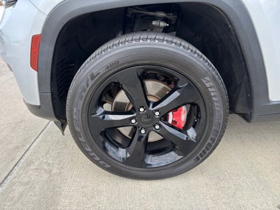 2023 Jeep Grand Cherokee L Altitude 4x2