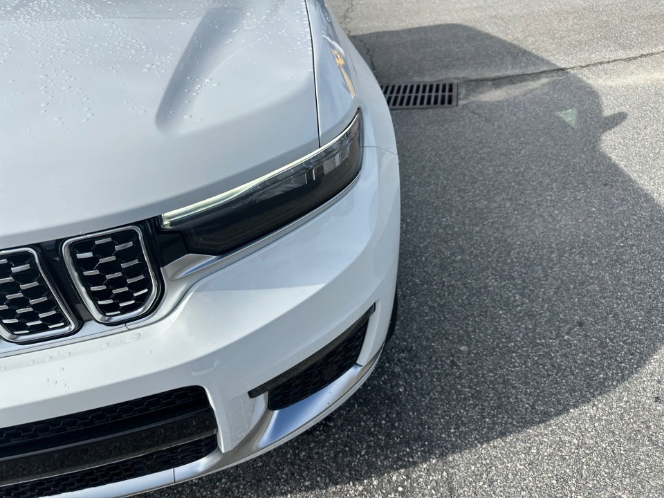 2023 Jeep Grand Cherokee L Summit 4x4