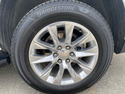 2023 Chevrolet Suburban 2WD Premier