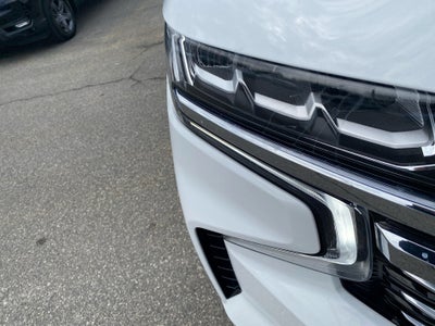 2023 Chevrolet Suburban 2WD Premier