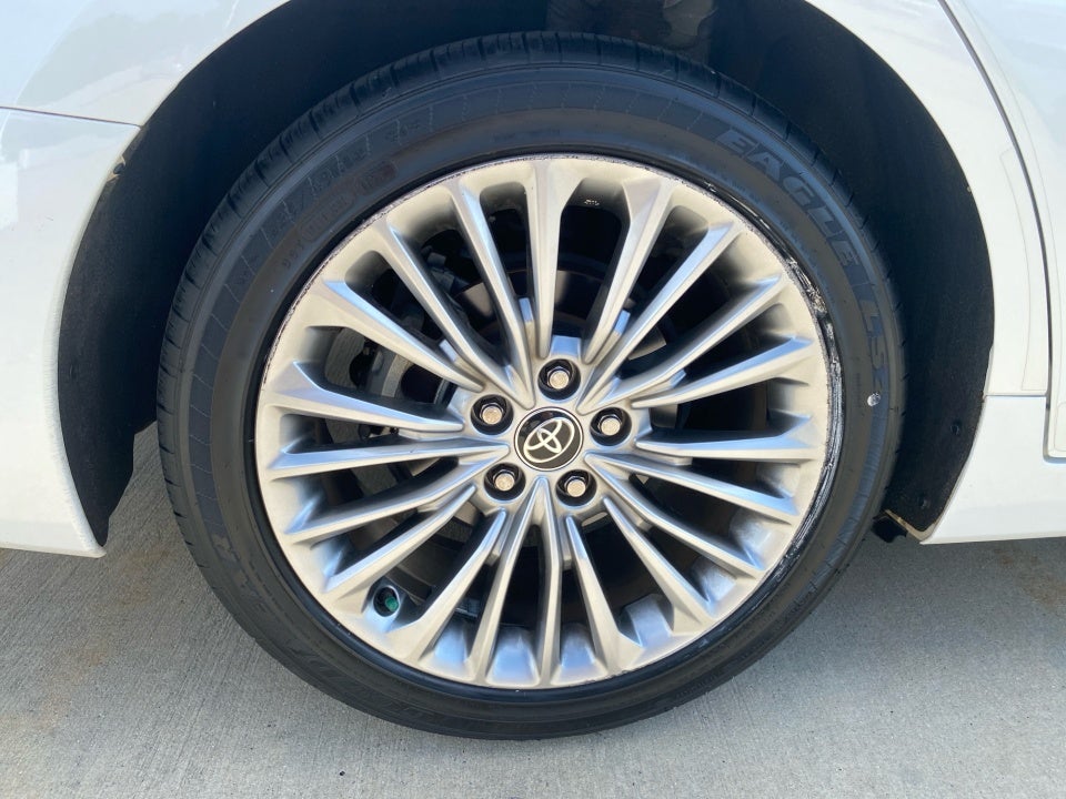 2022 Toyota Avalon Limited
