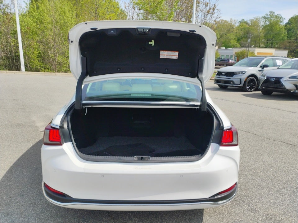 2022 Lexus ES 300h ES 300h