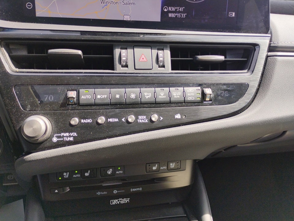 2022 Lexus ES 300h ES 300h