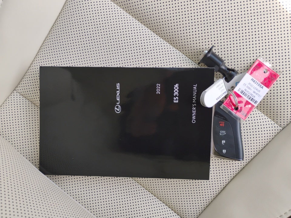 2022 Lexus ES 300h ES 300h