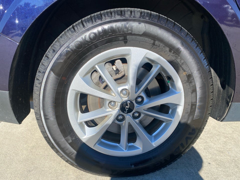 2023 Kia Carnival MPV LX Seat Package