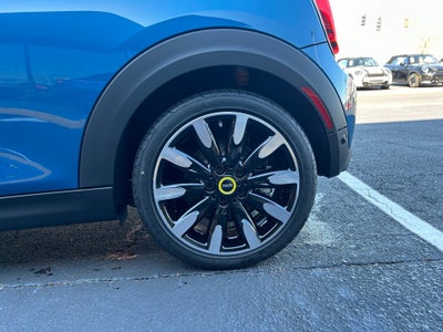 2024 MINI SE Hardtop Cooper