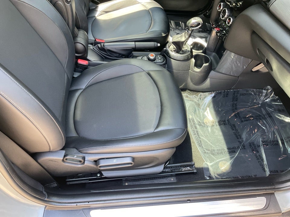 2016 MINI Hardtop Cooper