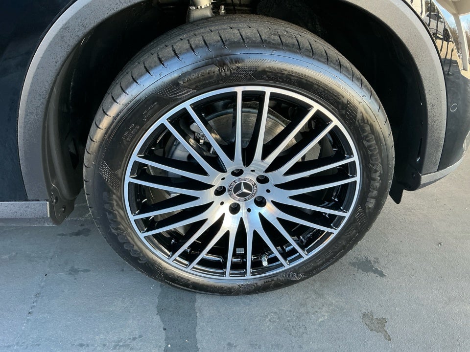 2024 Mercedes-Benz GLC 300 SUV