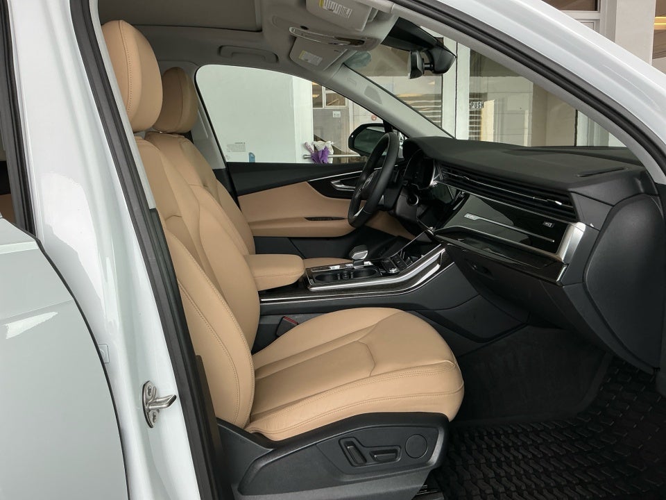 2022 Audi Q7 Premium Plus 55 TFSI quattro Tiptronic