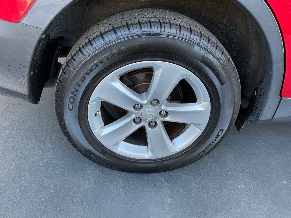 2013 Toyota RAV4 XLE