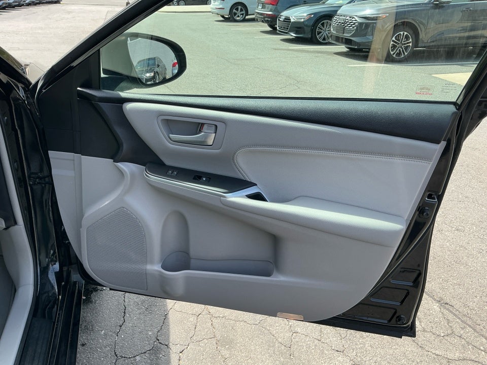 2017 Toyota Camry XLE