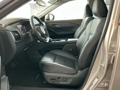 2021 Nissan Rogue Platinum FWD