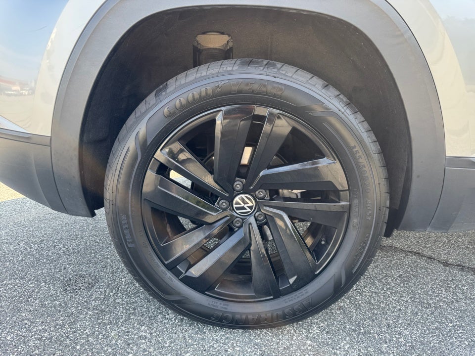 2022 Volkswagen Atlas Cross Sport 3.6L V6 SE w/Technology