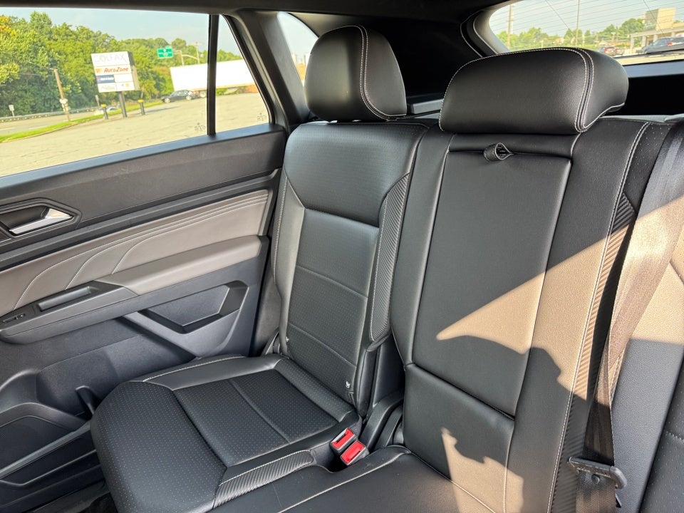 2022 Volkswagen Atlas Cross Sport 3.6L V6 SE w/Technology