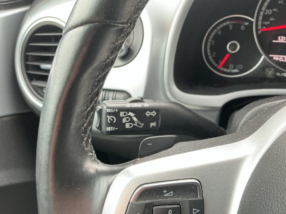 2013 Volkswagen Beetle Convertible 2.0L TDI