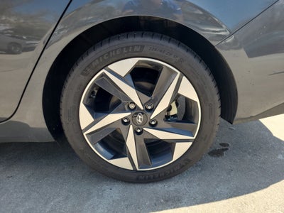 2023 Hyundai Elantra Hybrid Limited