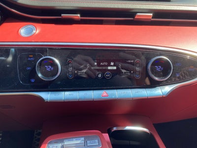 2024 Genesis GV70 3.5T AWD Sport