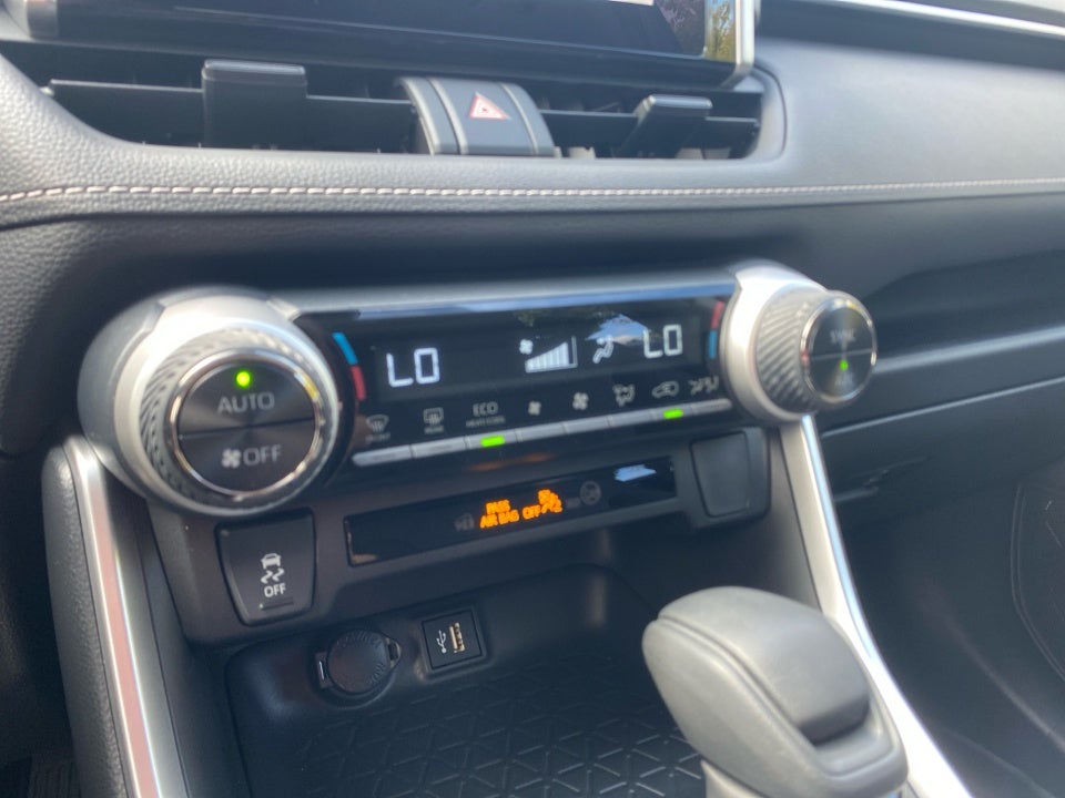 2025 Toyota RAV4 Híbrido Hybrid XLE