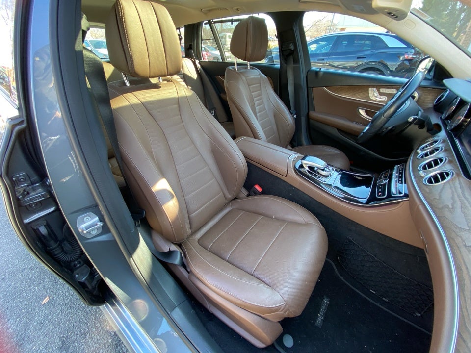 2017 Mercedes-Benz E 400 4MATIC®