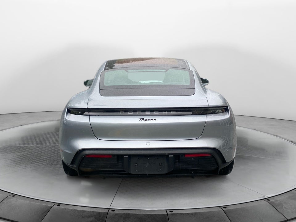 2022 Porsche Taycan RWD
