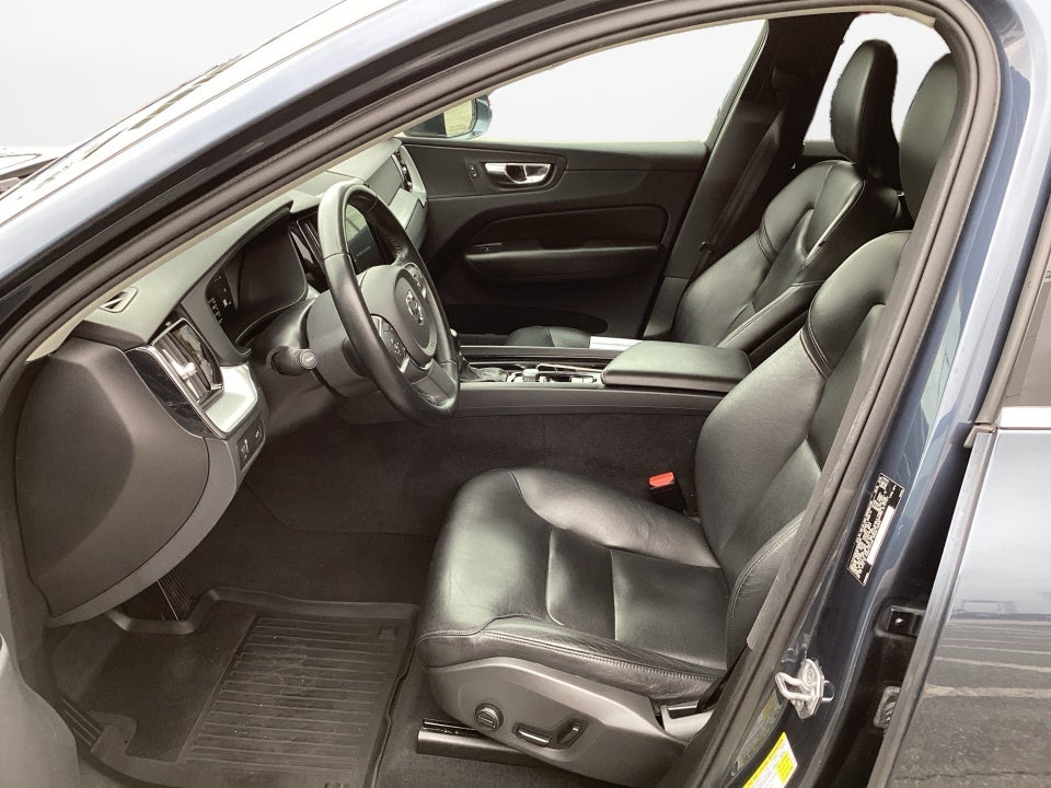 2019 Volvo XC60 T6 Momentum