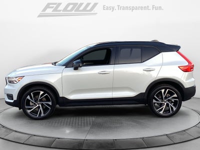 2020 Volvo XC40 T5 R-Design