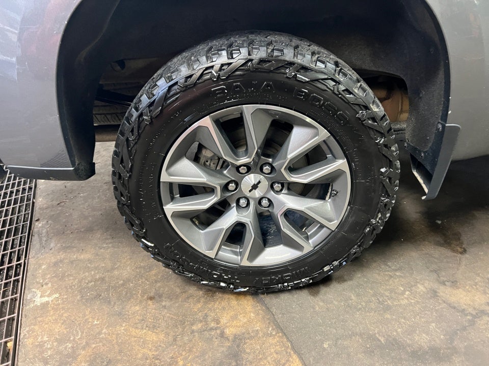 2021 Chevrolet Silverado 1500 4WD Crew Cab Short Bed RST