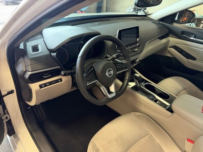 2020 Nissan Altima 2.5 SV